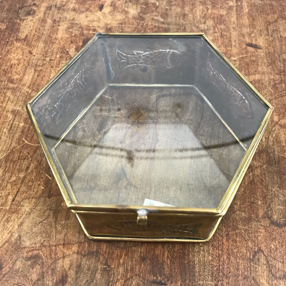Vintage Made in India Glass Brass Fish Trinket Box - Picture 2 of 6